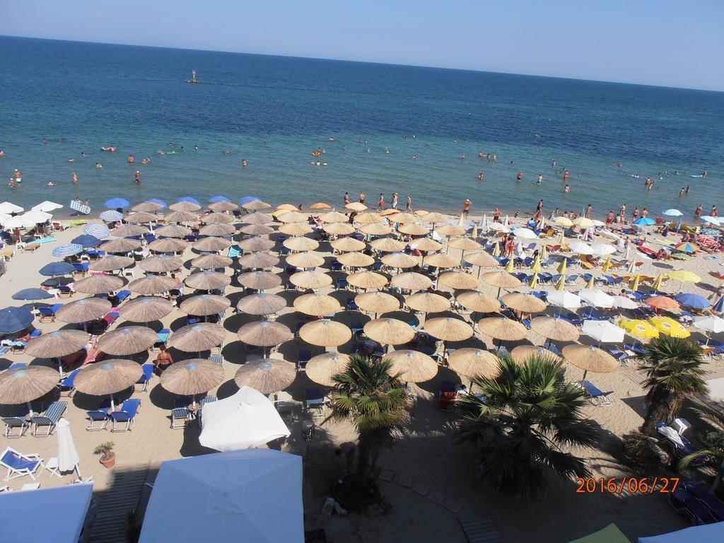 Oscar Hotel Paralia Katerinis Bagian luar foto
